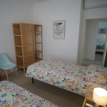 The Boulevard Alcove, Semi-central&quiet Suite, With Balcony! Lecco