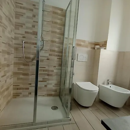 The Boulevard Alcove, Semi-central&quiet Suite, With Balcony! Daire